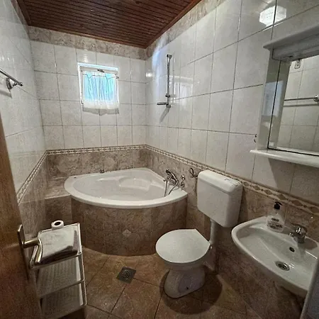 Kuki Rab Appartamento Supetarska Draga