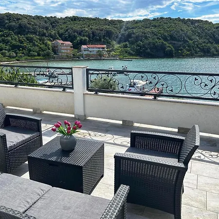 Kuki Rab Appartamento Supetarska Draga