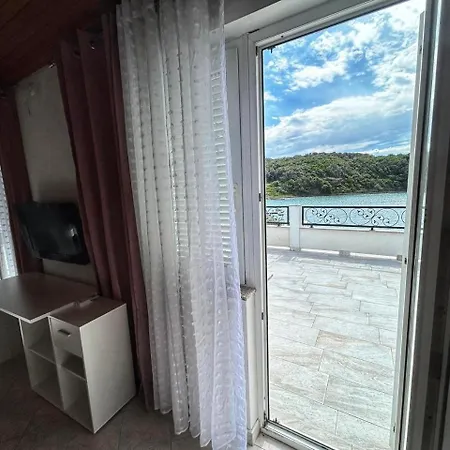 Appartamento Kuki Rab Supetarska Draga