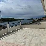 Kuki Rab Apartment