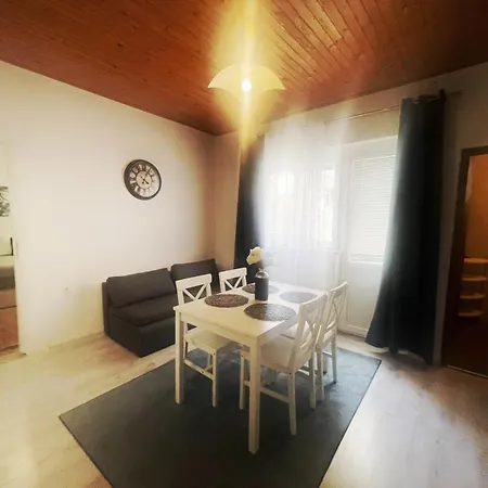 Kuki Rab Supetarska Draga