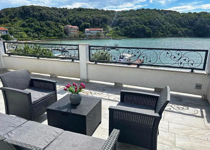 Kuki Rab Apartment Supetarska Draga