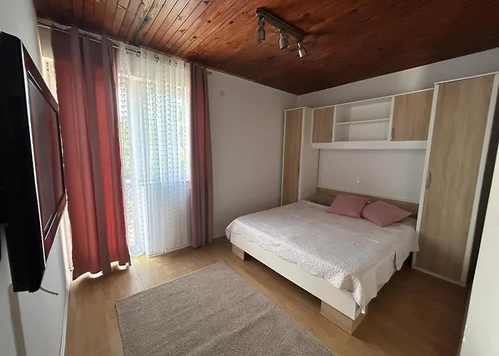 Kuki Rab Supetarska Draga